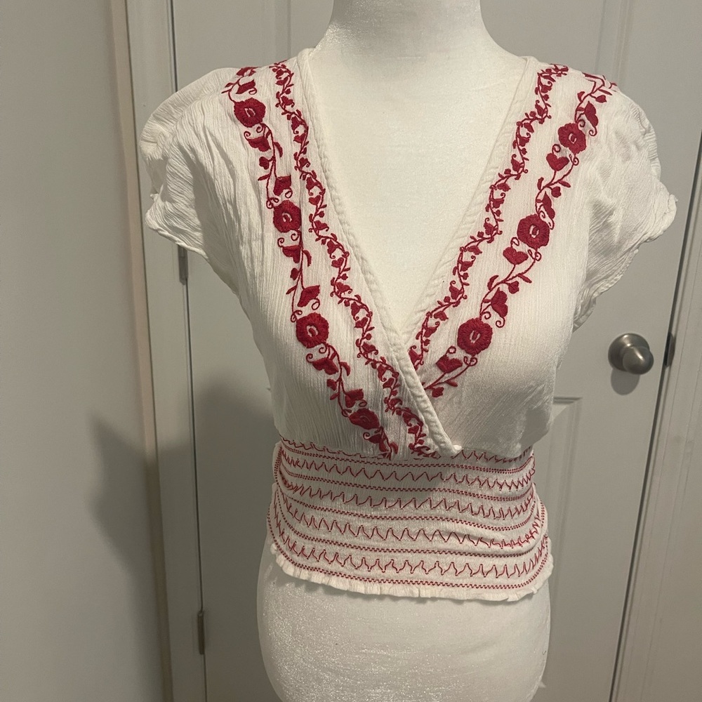 Abercrombie and Fitch top
